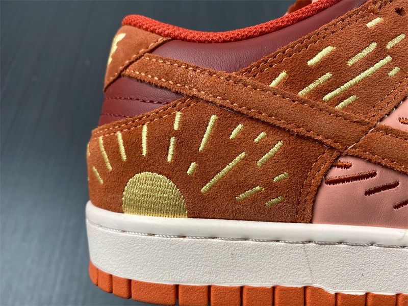 Dunk Low NH Winter Solstice  DO6723-800
