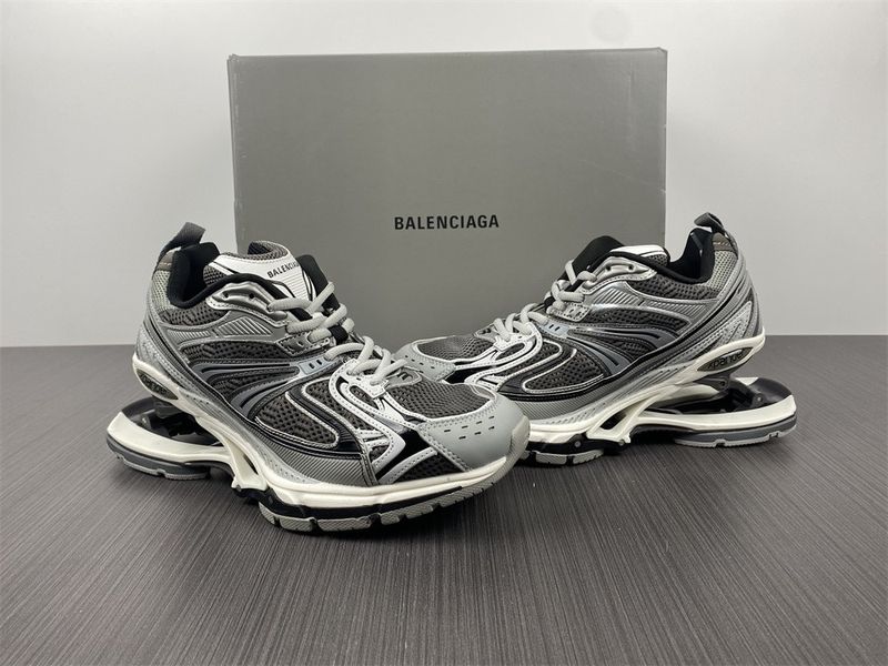 B*alenciaga X-Pander Silver  653870W2RA31212