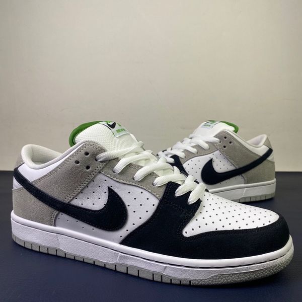 SB Dunk Low Chlorophyll  BQ6817-011