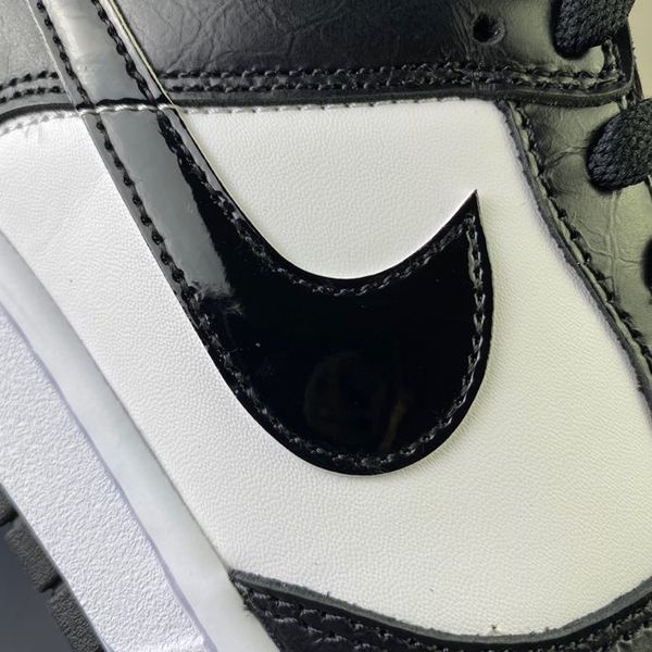 Dunk Low World Champs Black White  DR9511-100