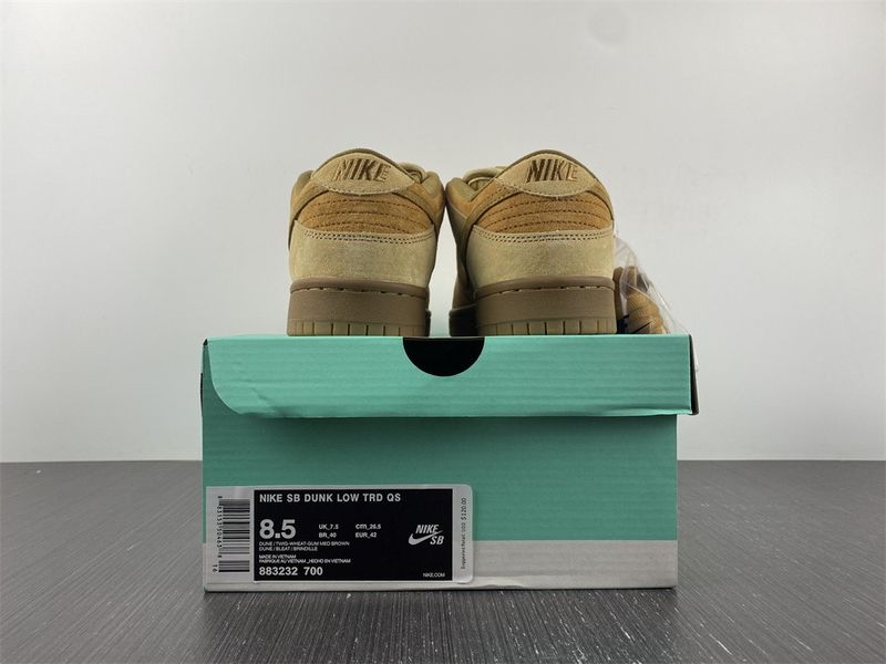 SB Dunk Low Wheat 883232-700