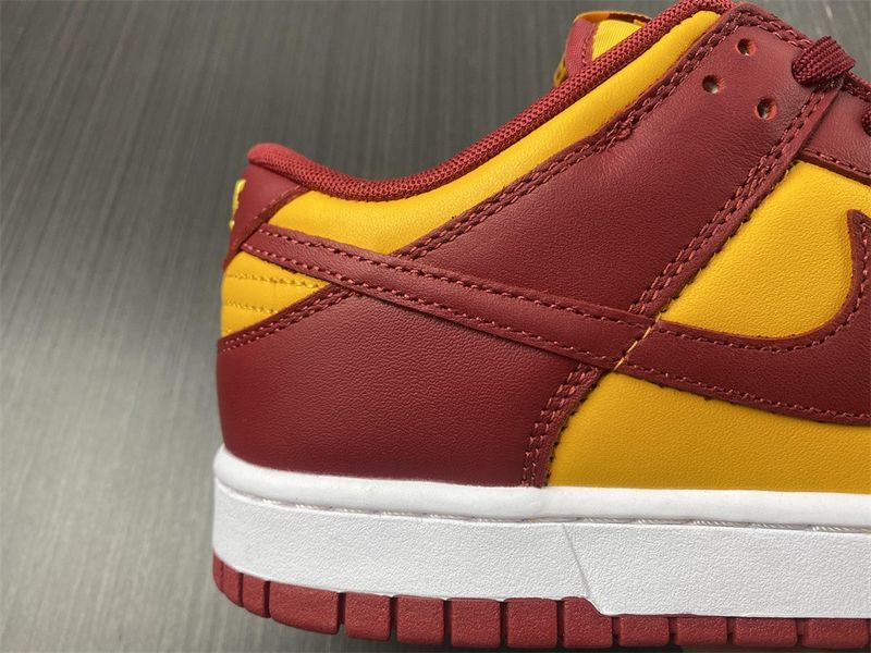 Dunk Low Midas Gold  DD1391-701