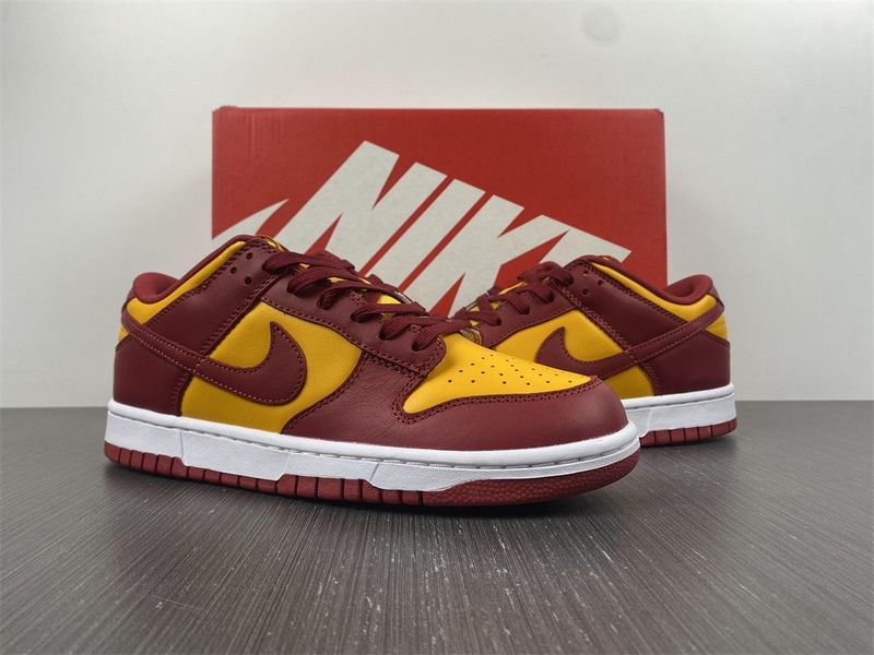 Dunk Low Midas Gold  DD1391-701