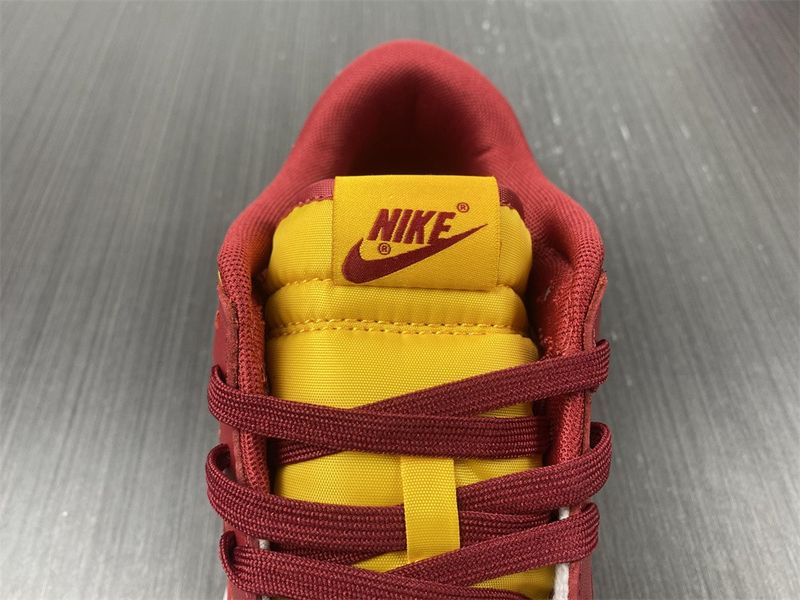 Dunk Low Midas Gold  DD1391-701