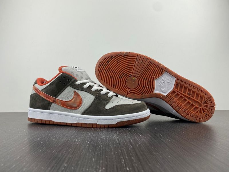 SB Dunk Low Crushed Skate DH7782-001
