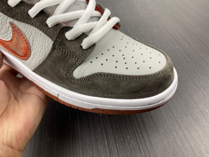 SB Dunk Low Crushed Skate DH7782-001