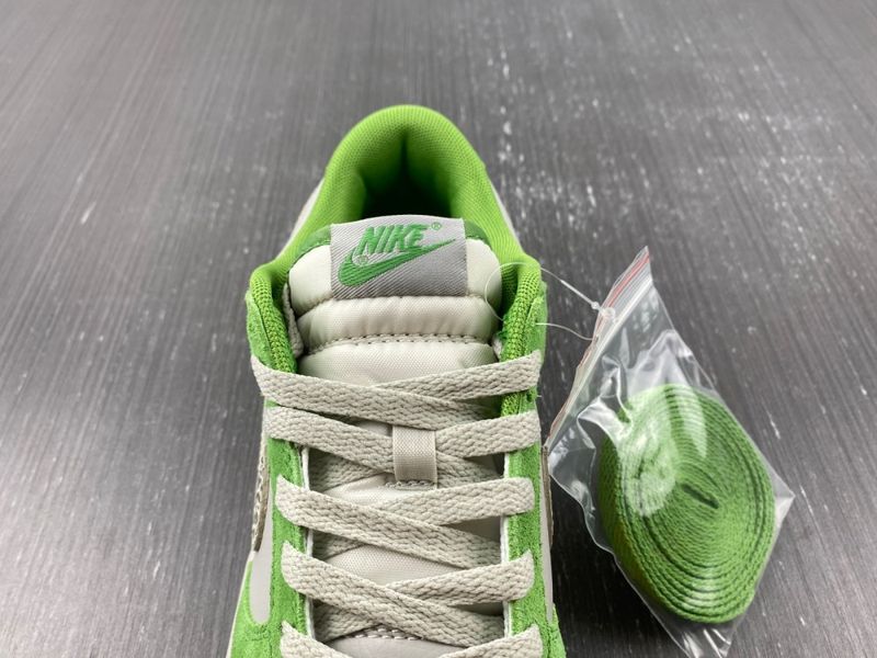 Dunk Low AS Safari Swoosh Chlorophyll  DR0156-300