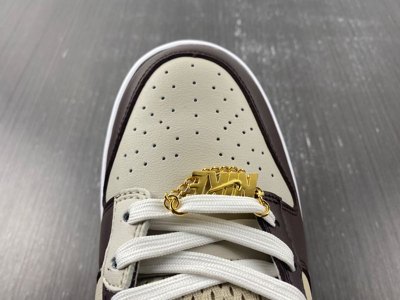 Dunk Low Montreal Bagel Sesame DZ4853-200