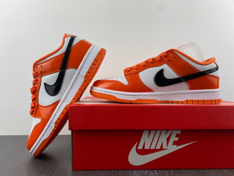 Dunk Low Patent Halloween  DJ9955-800