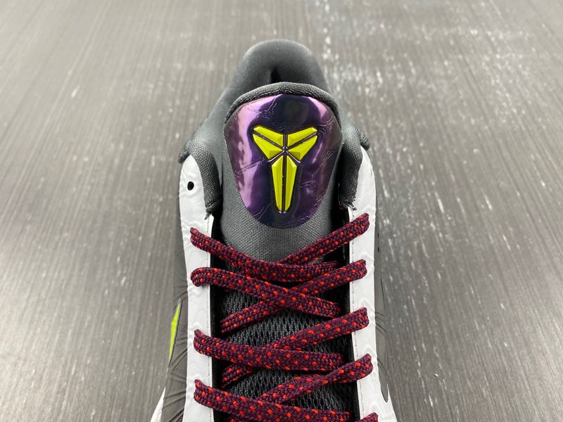 Kobe 5 Protro Chaos  CD4991-100