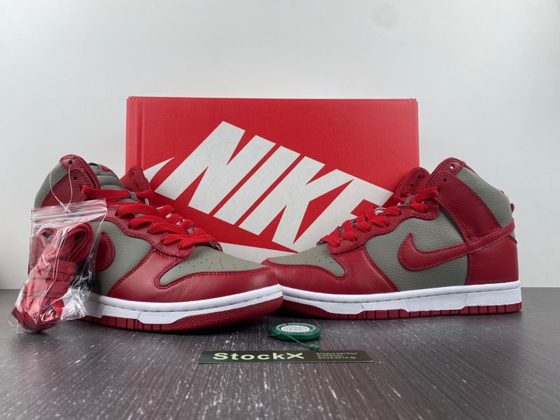 Dunk High UNLV  850477-001