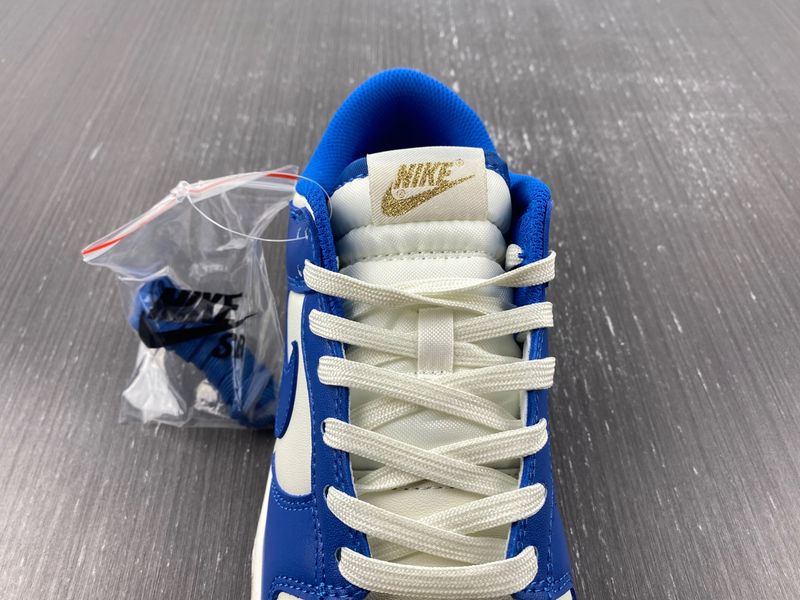 Dunk Low Kansas City Royals  FB7173-141