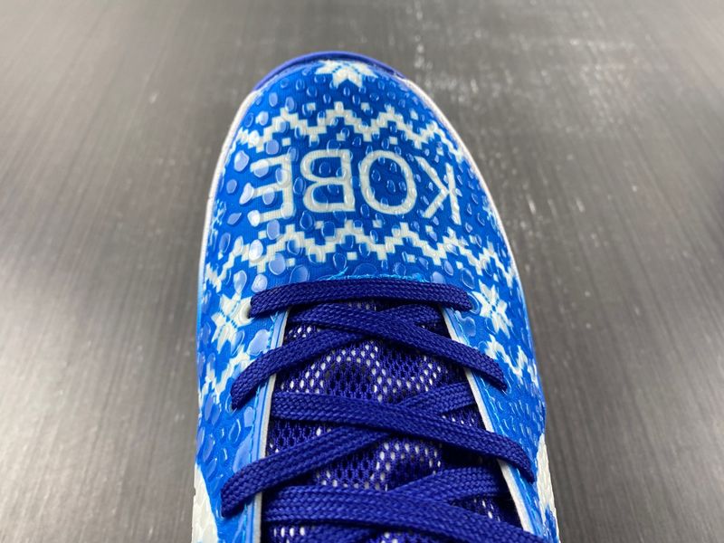 Kobe 6 Protro Christmas CW2190-111