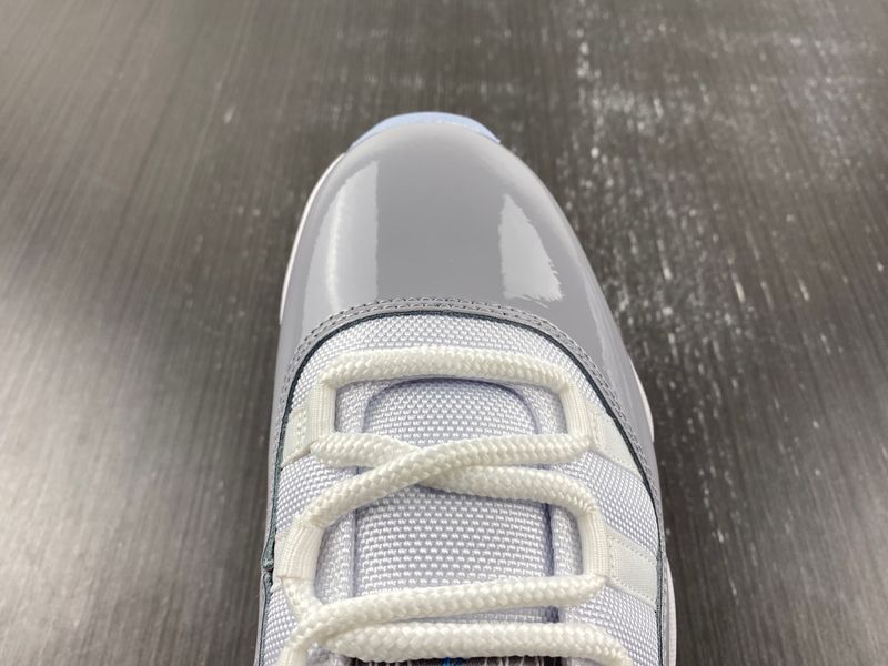 Air Jordan 11 Low Cement Grey AV2187-140