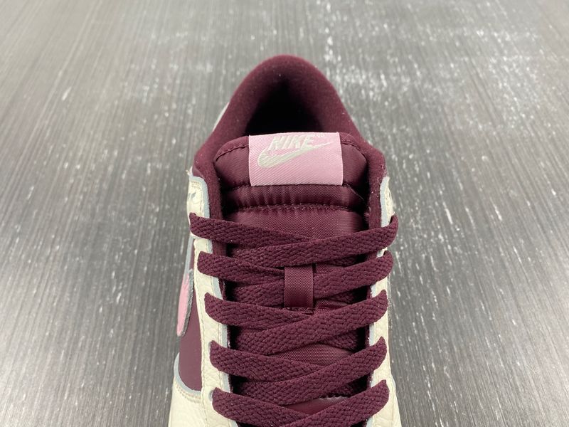 Dunk Low Valentine’s Day DR9705-100