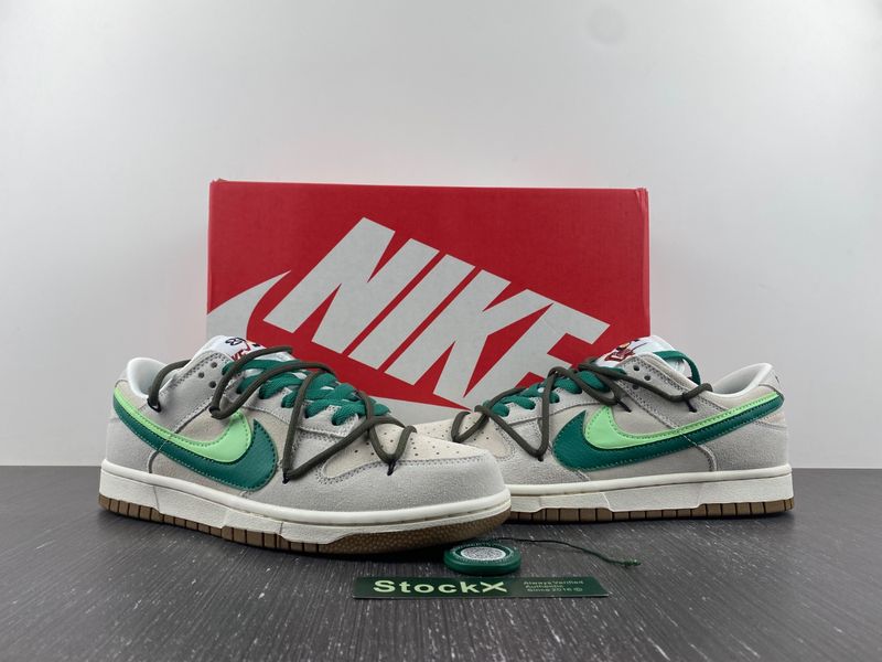 Dunk Low SE 85 Double Swoosh Sail Green