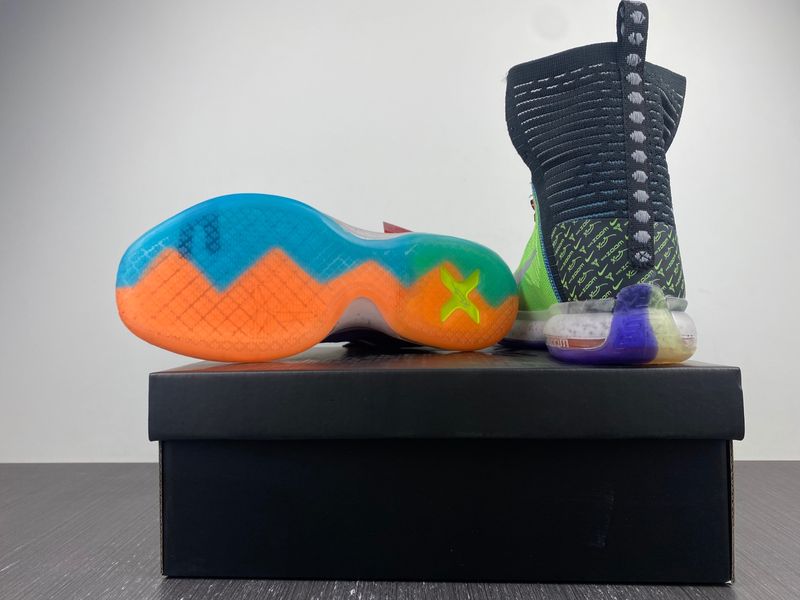 Kobe 10 Elite What The 815810-900