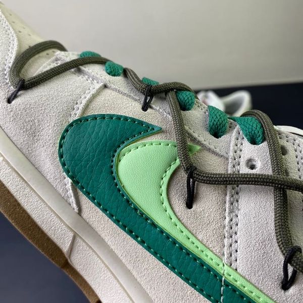 Dunk Low SE 85 Double Swoosh DO9457-100