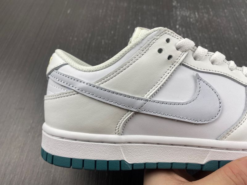 Dunk Low GS FD9911-101