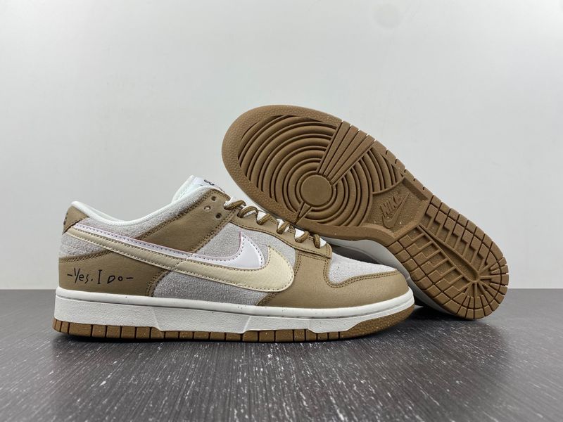Dunk Low SE 85 Double Swoosh Brown DO9457-100