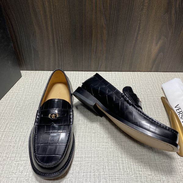 Men V*ersace Top Loafer CP 20230613-8