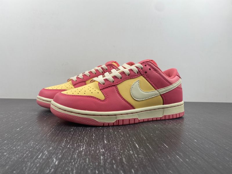 Dunk Low Strawberry Peach Cream DH9765-200