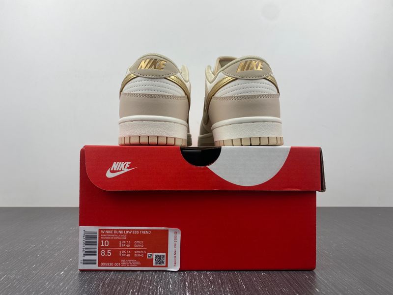Dunk Low Phantom Metallic Gold  DX5930-001