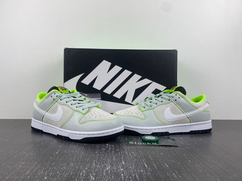 Dunk Low University of Oregon PE  FQ7260-001