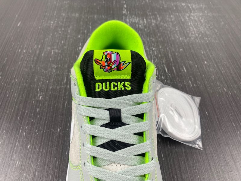 Dunk Low University of Oregon PE  FQ7260-001
