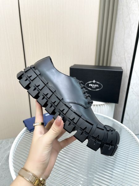 P*rada Top Loafer CL 23030825-61