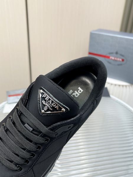 P*rada Top Sneakers Low CL 20230825-71