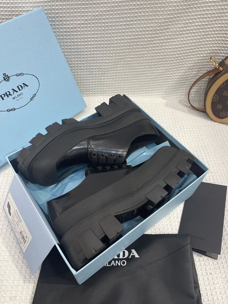 P*rada Top Loafer CL 23030831-6