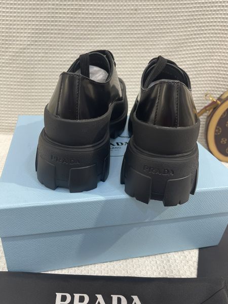 P*rada Top Loafer CL 23030831-6