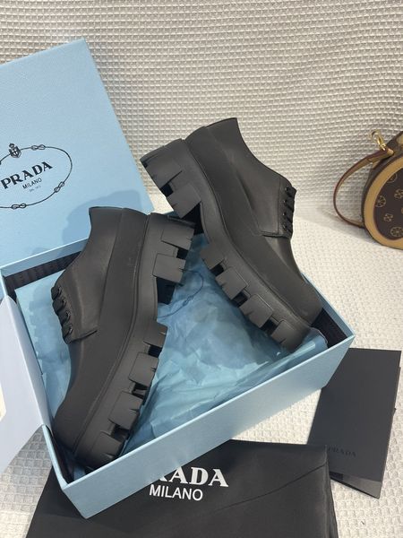 P*rada Top Loafer CL 23030831-7
