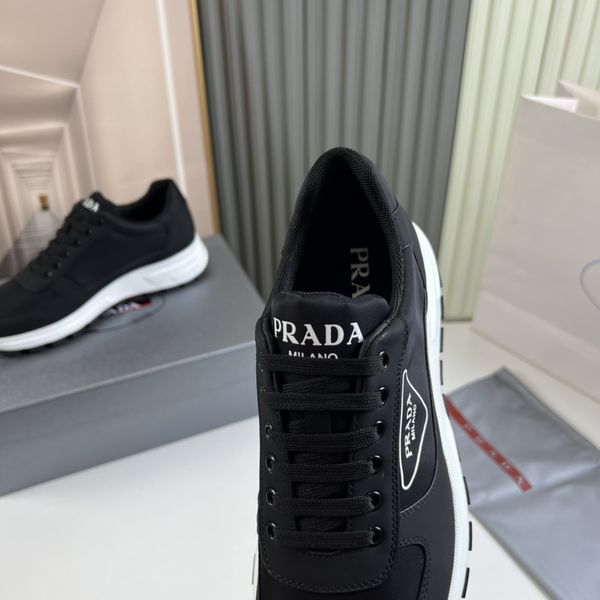 P*rada Top Sneakers Low CL 20230831-21