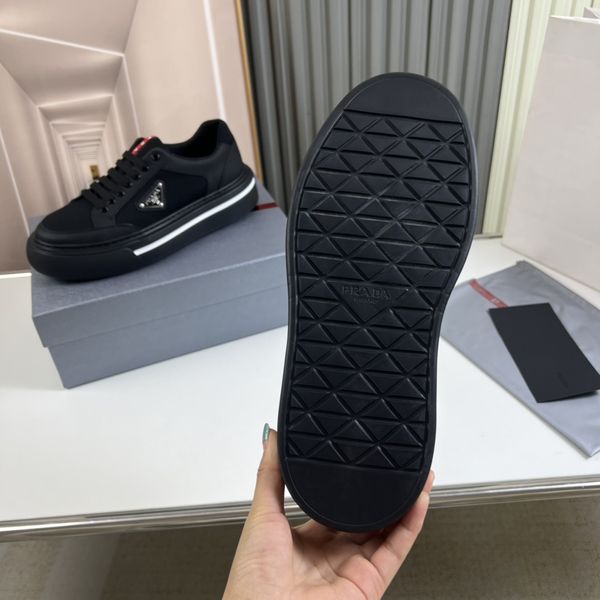 P*rada Top Sneakers Low CL 20230831-40