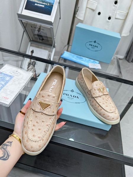 P*rada Top Loafer CL 23030831-90