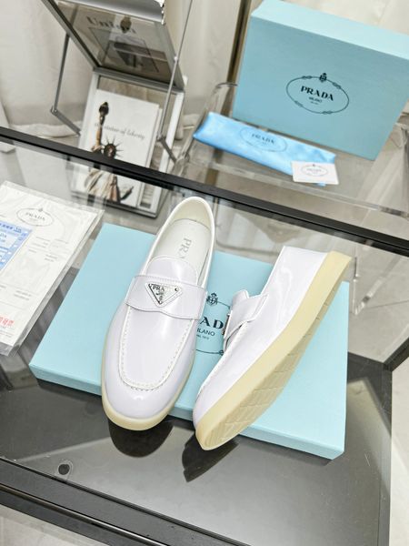 P*rada Top Loafer CL 23030831-93