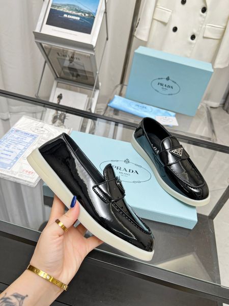 P*rada Top Loafer CL 23030831-94