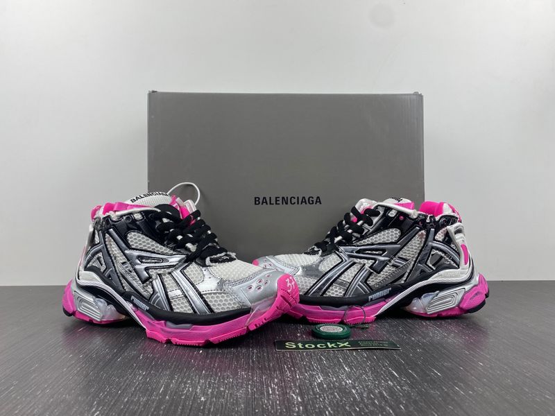 B*alenciaga runner AM 20230905-3