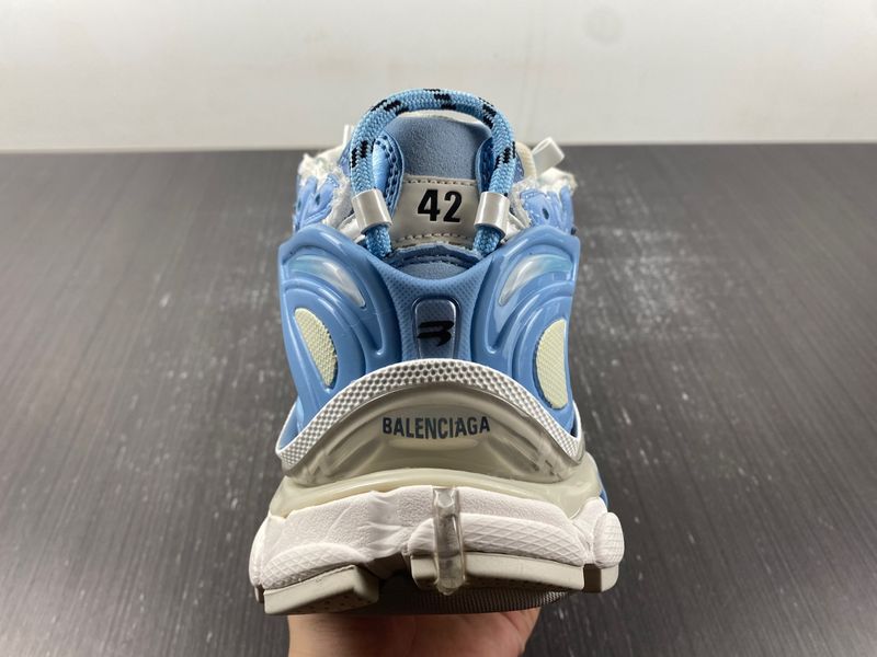 B*alenciaga runner AM 20230905-7