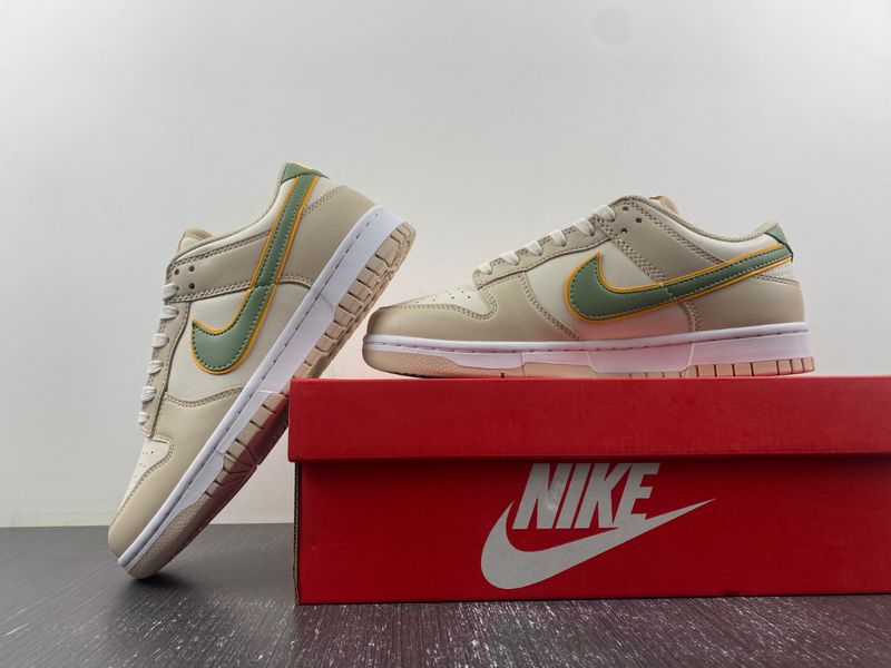Dunk Low Pale Ivory Oil Green  FQ6869-131