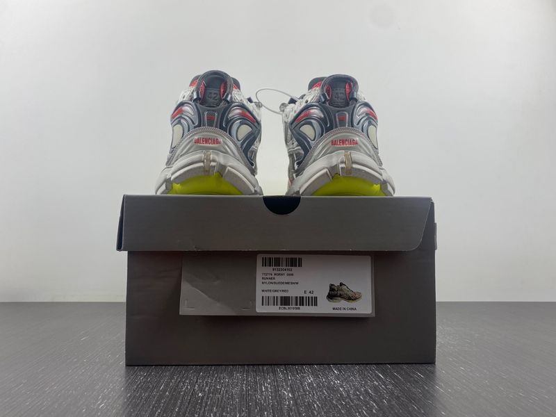 B*alenciaga runner AM 20230907-3