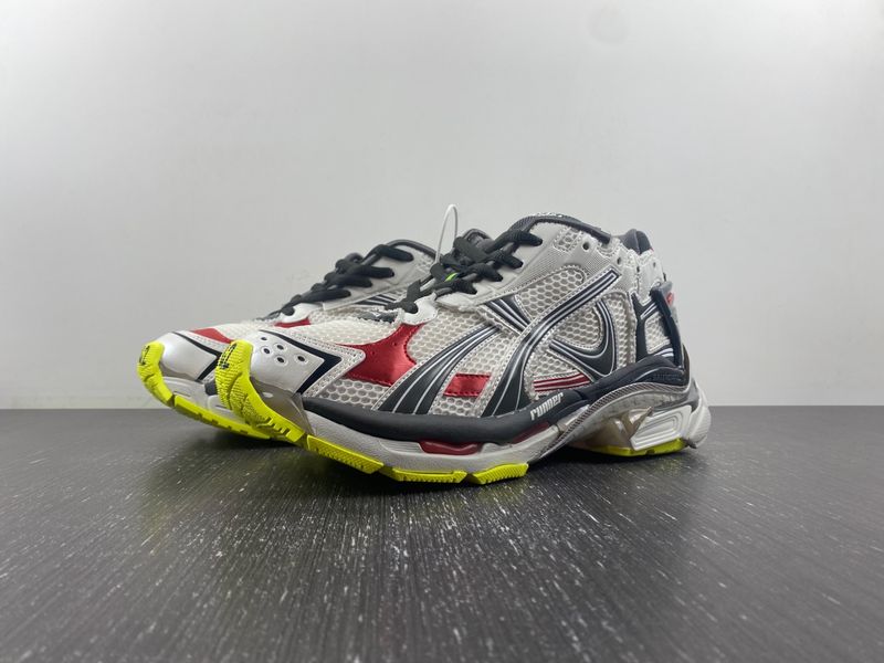B*alenciaga runner AM 20230907-3