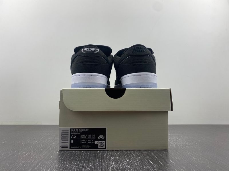 SB Dunk Low Carhartt FN4193-013