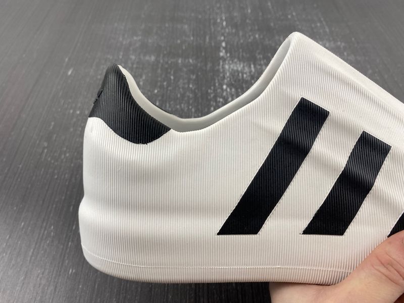 adiFOM Superstar White Black  HQ8750