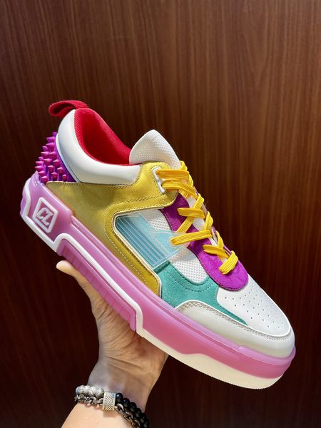 Men and Women C*hristian L*ouboutin Top Sneakers RR20231025-12