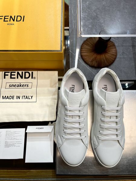 Men F*erragamo Top Sneaker Low RR20231025-21