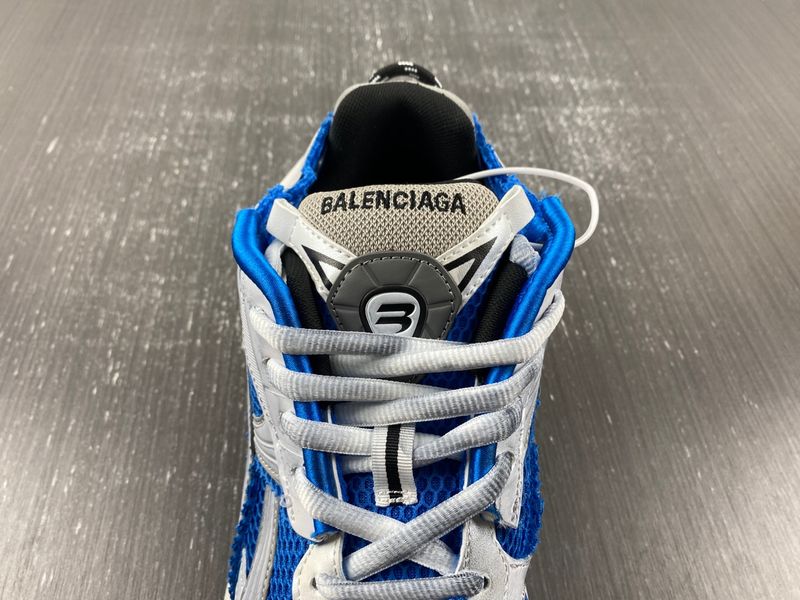 B*alenciaga runner AM 20231219-2