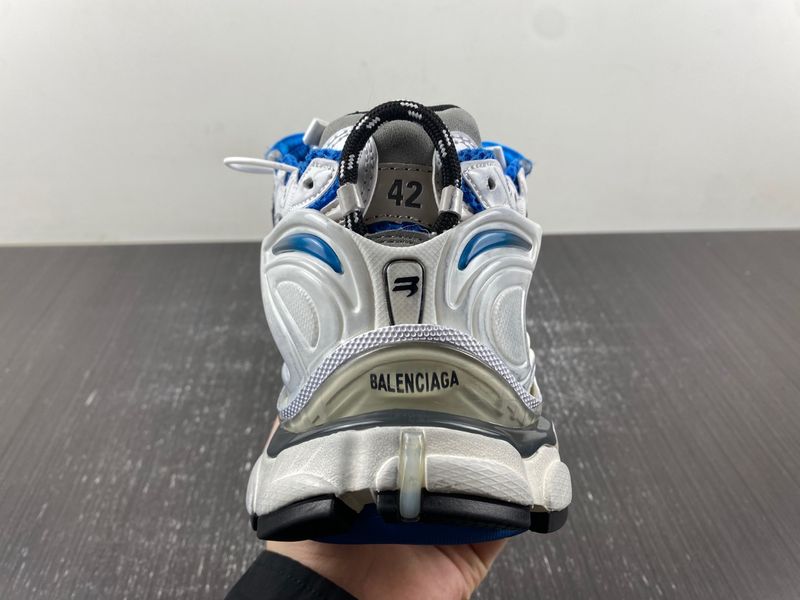 B*alenciaga runner AM 20231219-2